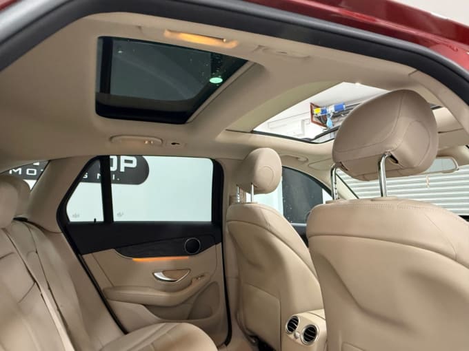 2025 Mercedes-benz Glc