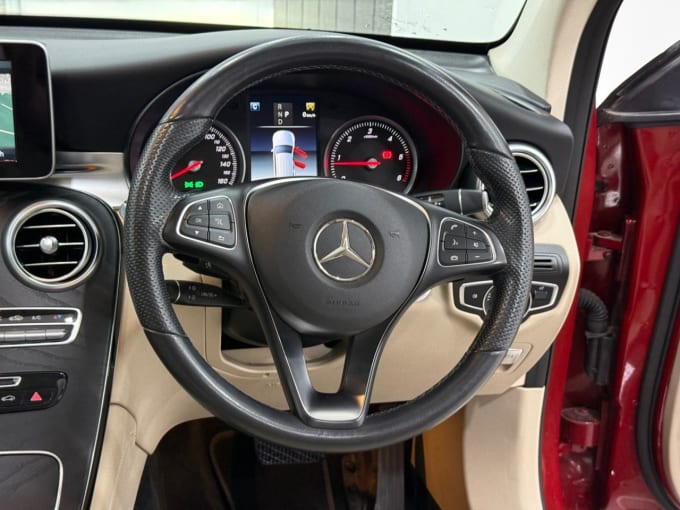 2025 Mercedes-benz Glc