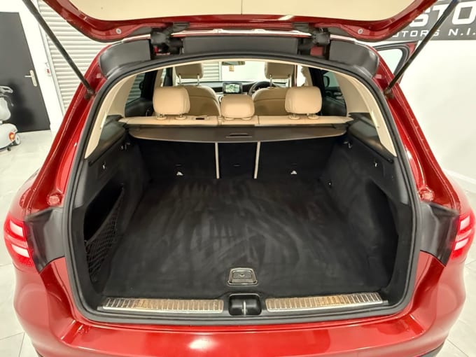 2025 Mercedes-benz Glc