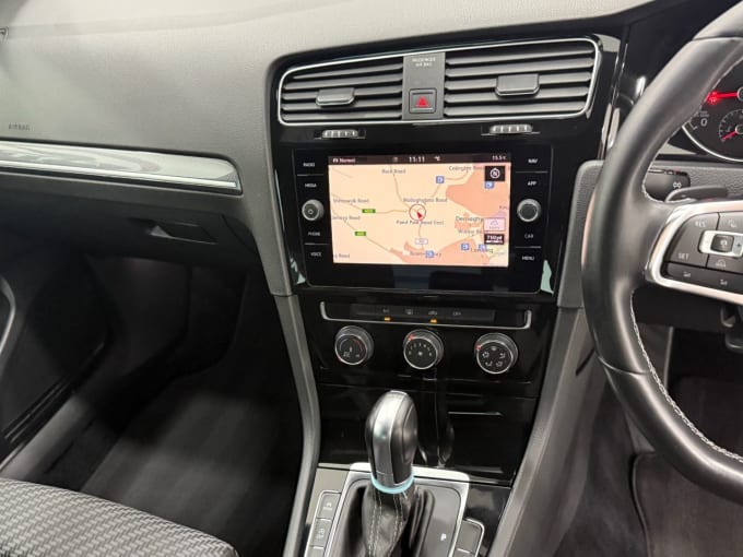 2025 Volkswagen Golf