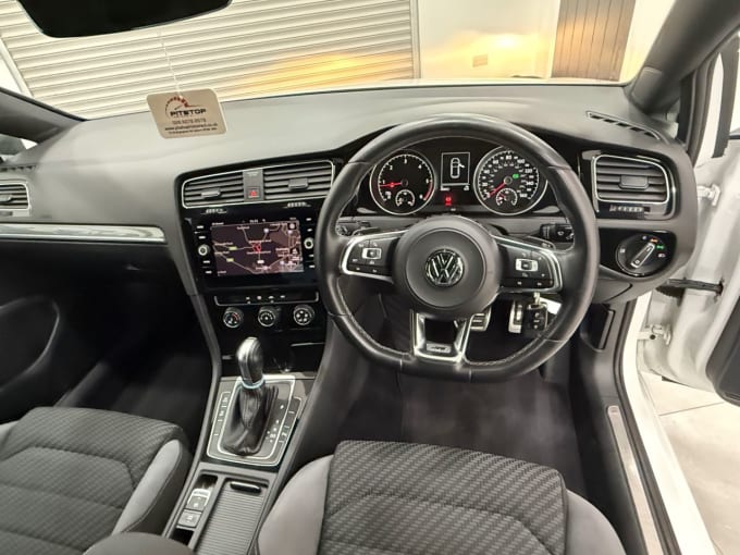 2025 Volkswagen Golf