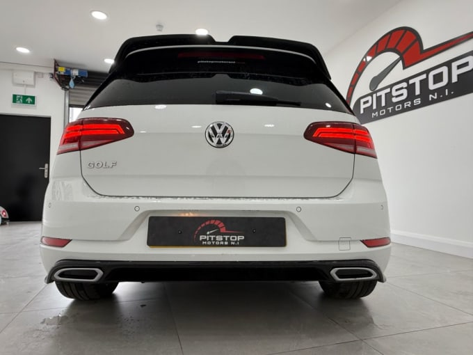 2025 Volkswagen Golf