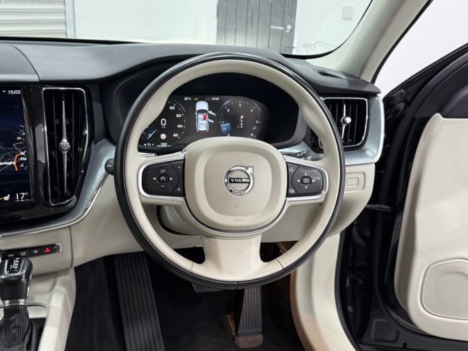 2025 Volvo Xc60