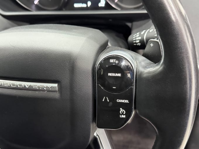 2025 Land Rover Discovery