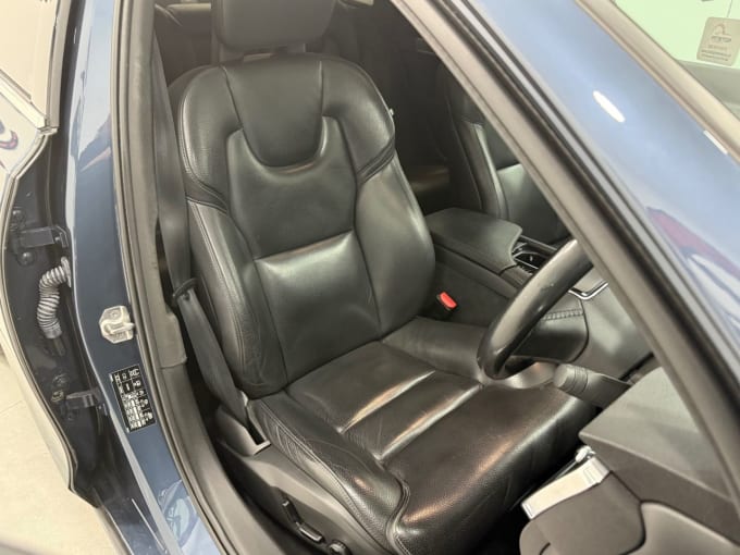 2025 Volvo S90