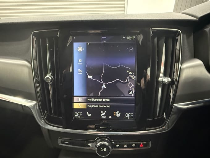 2025 Volvo S90