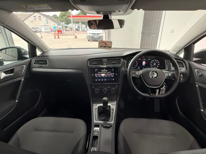 2025 Volkswagen Golf