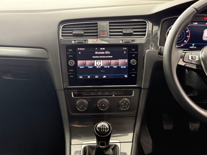 2025 Volkswagen Golf