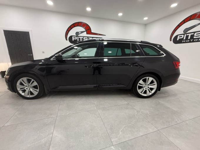 2025 Skoda Superb