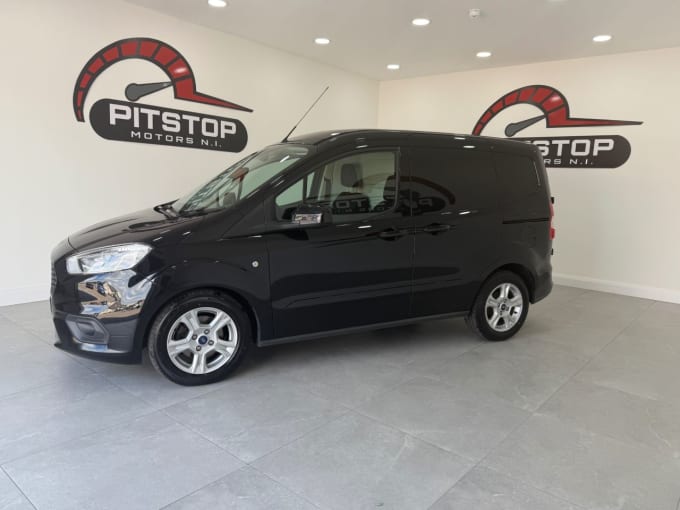 2025 Ford Transit Courier
