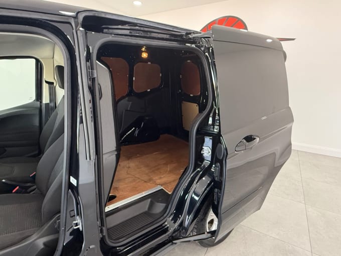 2025 Ford Transit Courier