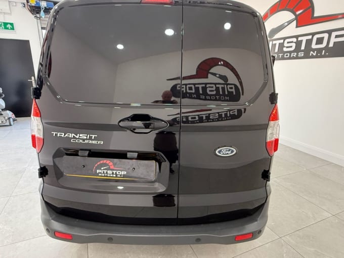 2025 Ford Transit Courier