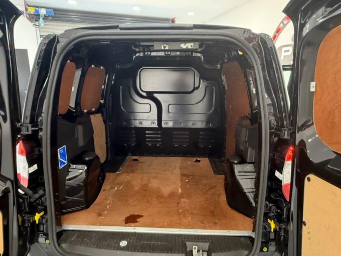 2025 Ford Transit Courier