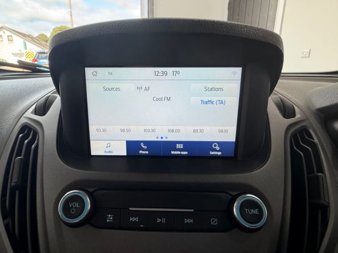 2025 Ford Transit Courier