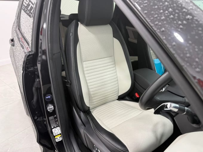 2025 Land Rover Discovery Sport