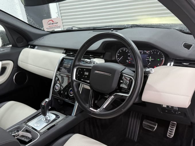 2025 Land Rover Discovery Sport