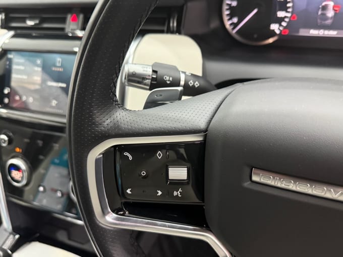 2025 Land Rover Discovery Sport