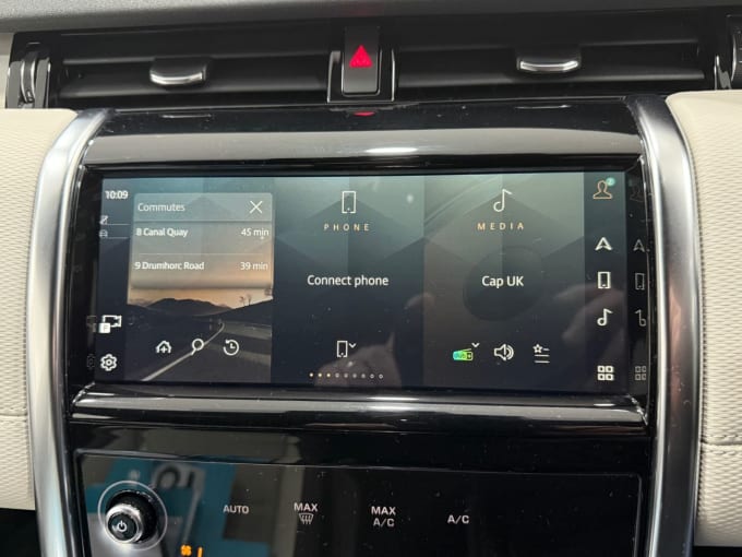 2025 Land Rover Discovery Sport