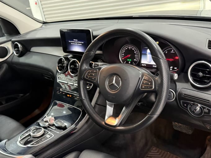 2025 Mercedes-benz Glc
