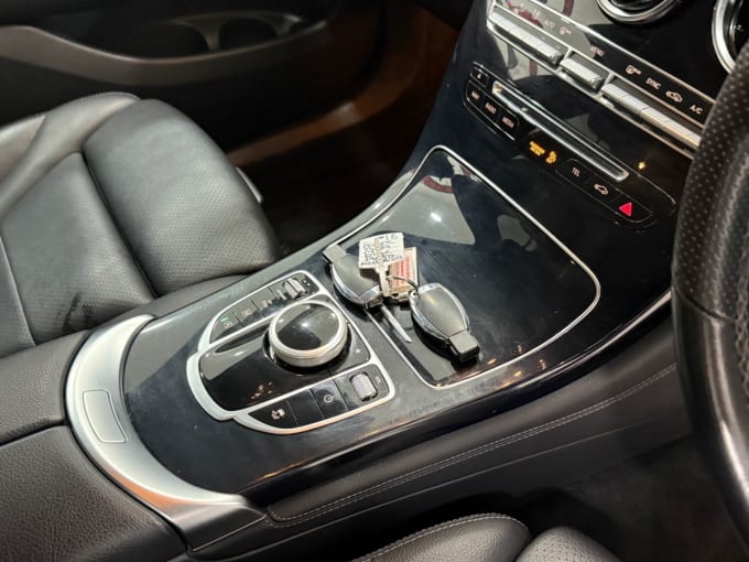 2025 Mercedes-benz Glc