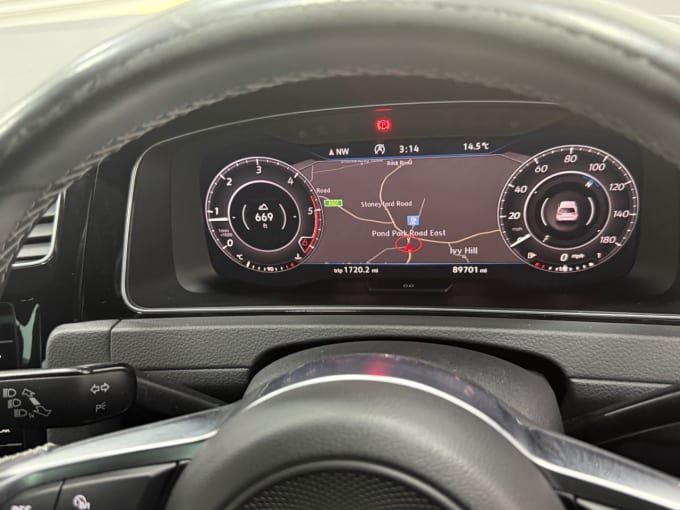 2025 Volkswagen Golf