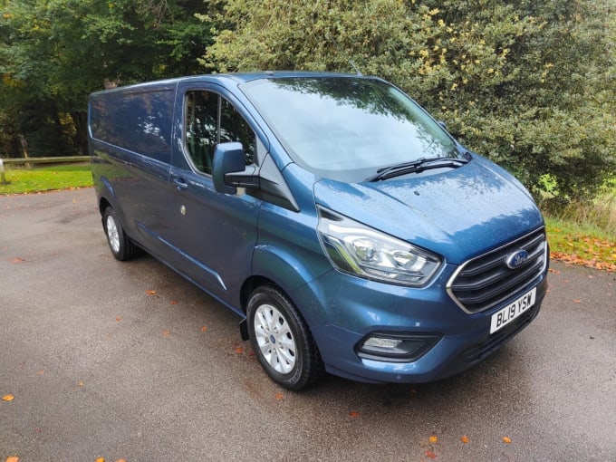 2025 Ford Transit Custom