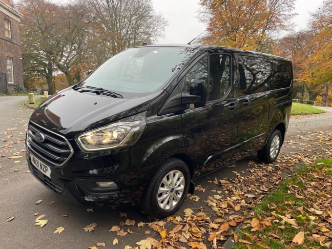 2025 Ford Transit Custom