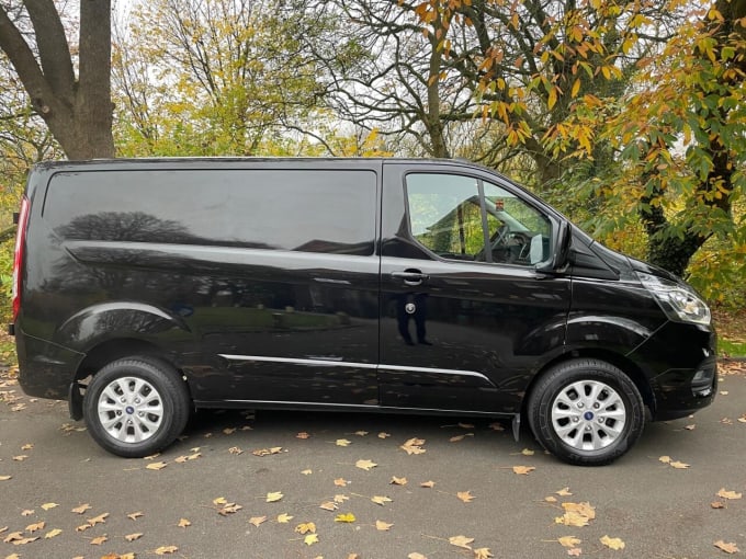 2025 Ford Transit Custom