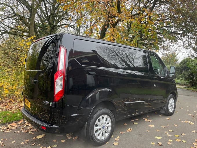 2025 Ford Transit Custom