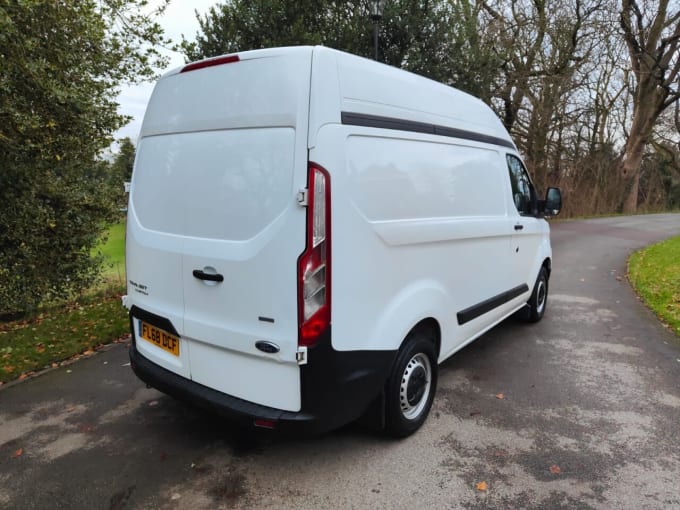 2025 Ford Transit Custom