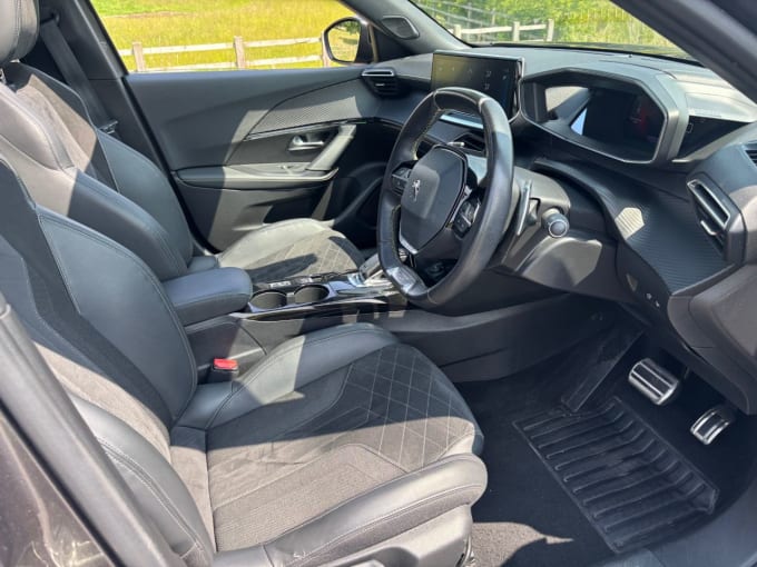 2025 Peugeot 2008