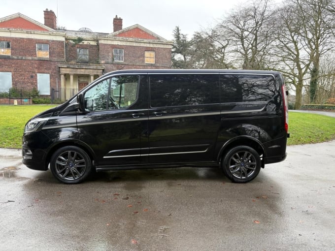 2025 Ford Transit Custom