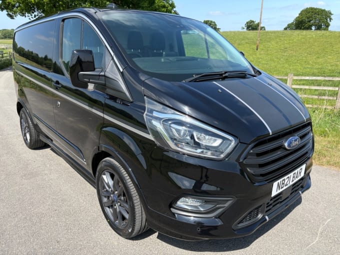 2025 Ford Transit Custom