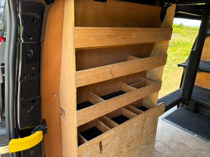 2025 Ford Transit Custom