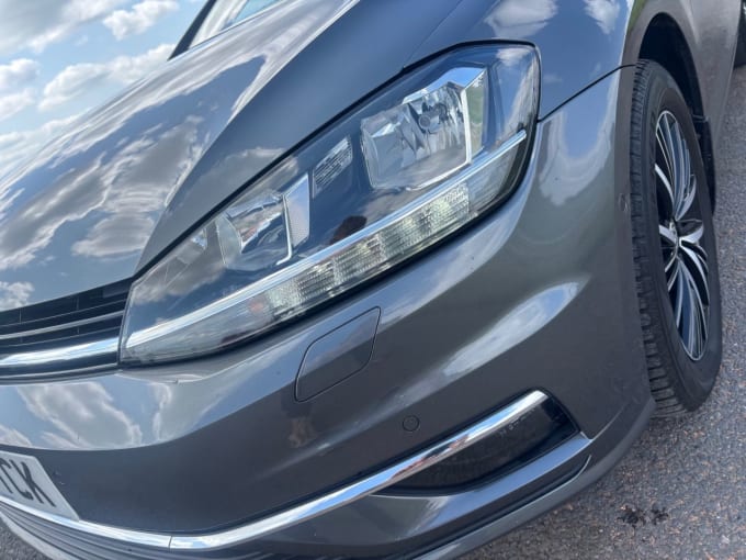 2025 Volkswagen Golf