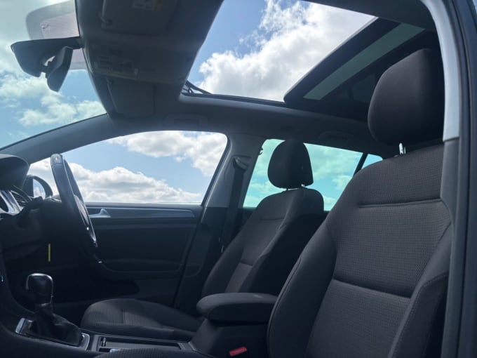 2025 Volkswagen Golf