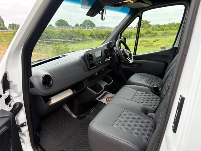 2025 Mercedes-benz Sprinter
