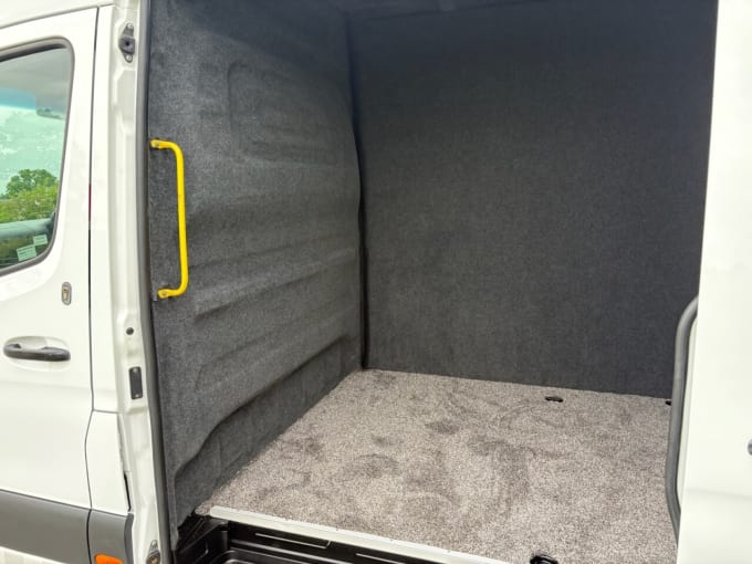 2025 Mercedes-benz Sprinter
