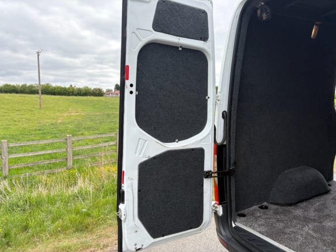 2025 Mercedes-benz Sprinter