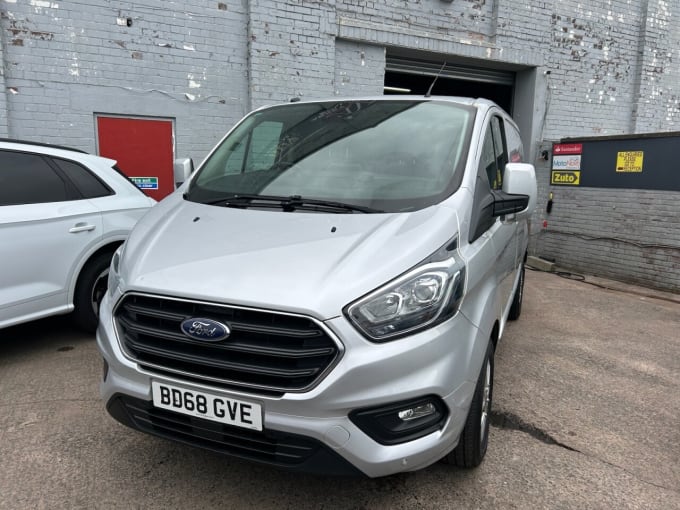 2025 Ford Transit Custom