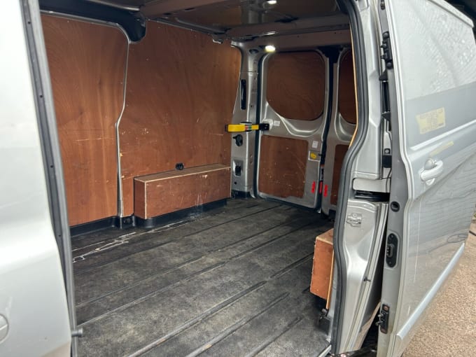 2025 Ford Transit Custom