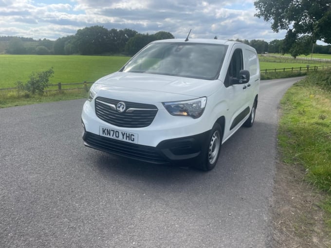 2025 Vauxhall Combo