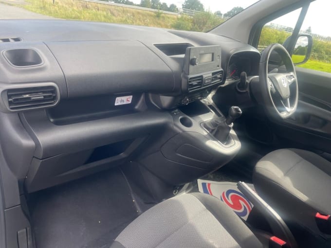 2025 Vauxhall Combo