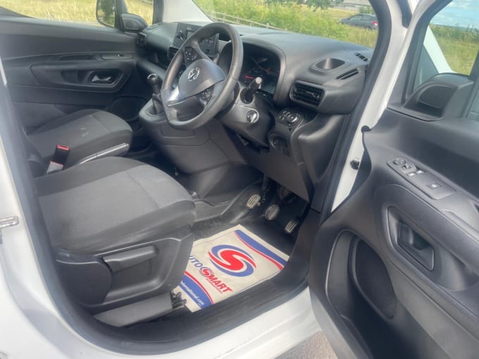 2025 Vauxhall Combo