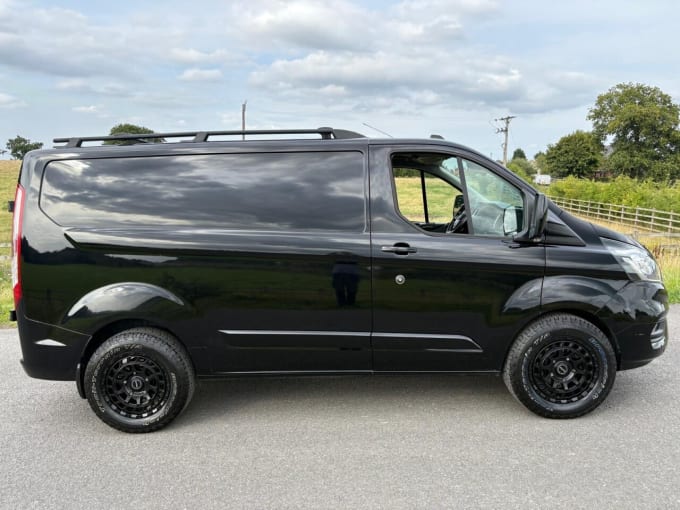 2025 Ford Transit Custom