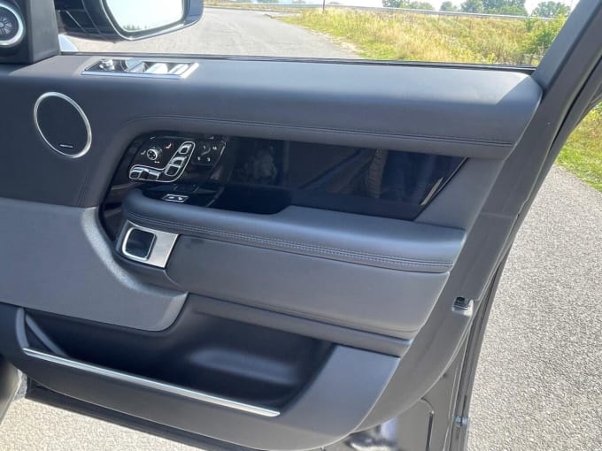2025 Land Rover Range Rover