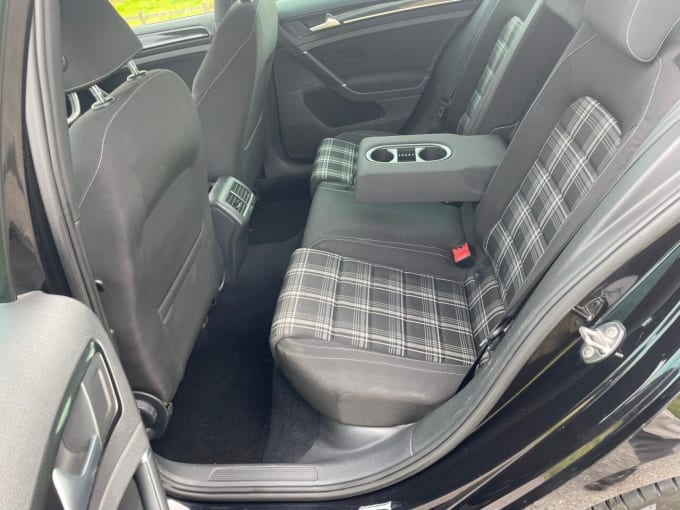 2025 Volkswagen Golf
