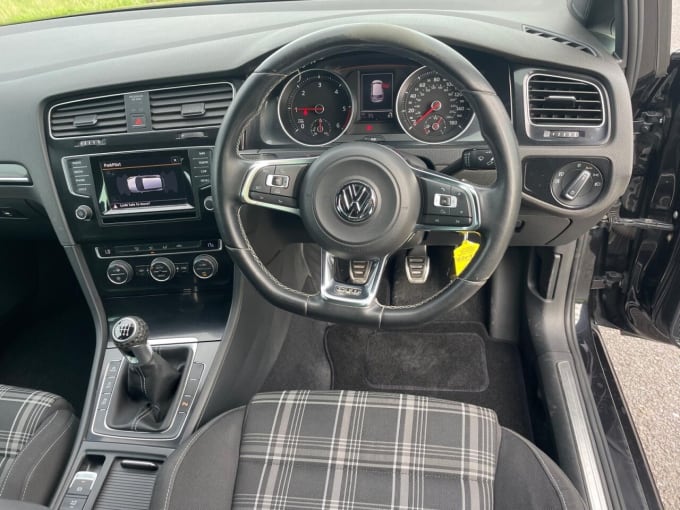 2025 Volkswagen Golf