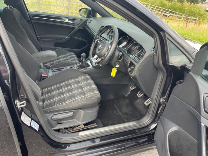 2025 Volkswagen Golf