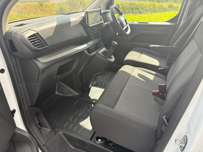 2025 Vauxhall Vivaro